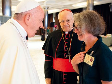 Papst Franziskus macht Ernst: Mehr Frauen sollen Führungspositionen im Vatikan übernehmen.